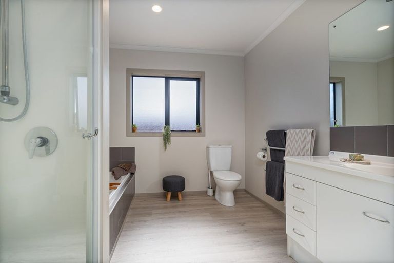 Photo of property in 13 Cobham Lane, Whitianga, 3510