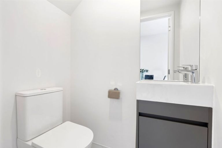 Photo of property in 4/9 Peace Avenue, Mount Wellington, Auckland, 1062