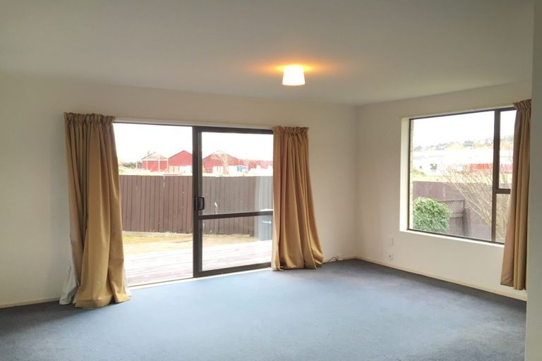 Photo of property in 2/44 Laing Crescent, Heathcote Valley, Christchurch, 8022