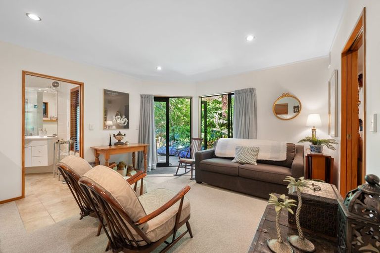 Photo of property in 71a Rangatira Road, Beach Haven, Auckland, 0626