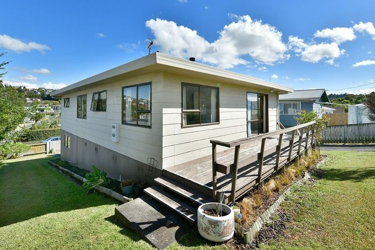 Photo of property in 9 Matai Road, Stanmore Bay, Whangaparaoa, 0932