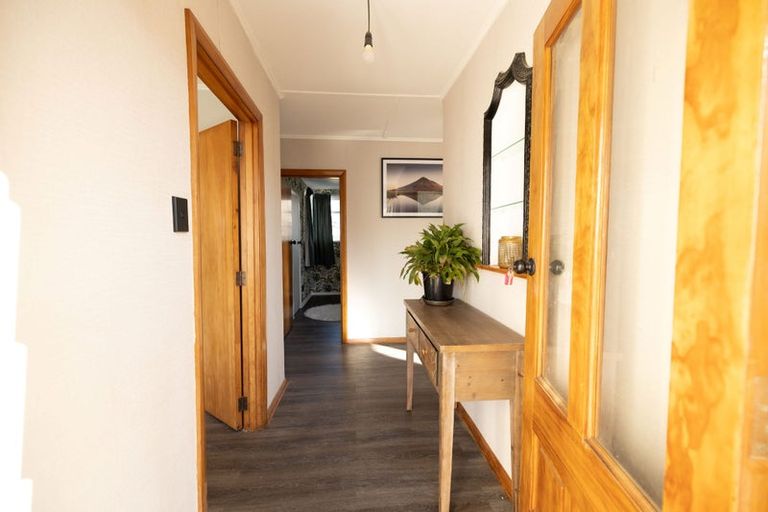 Photo of property in 7 Hanlon Street, Halfway Bush, Dunedin, 9010