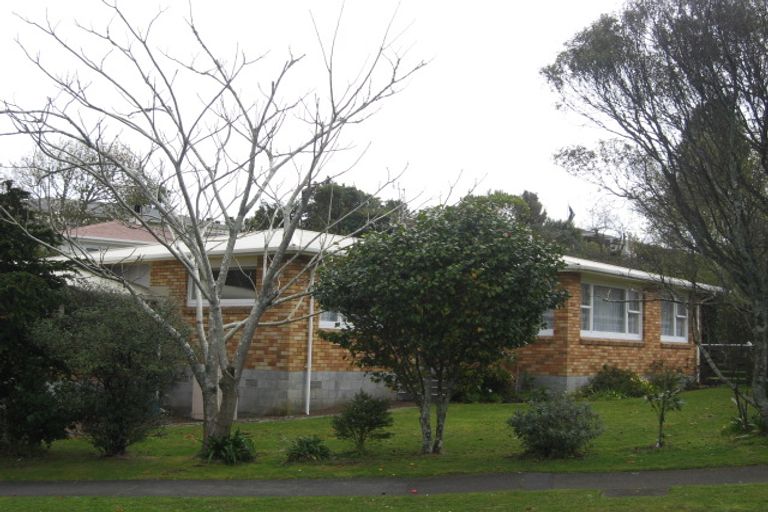 Photo of property in 174 Pembroke Street, Westown, New Plymouth, 4310