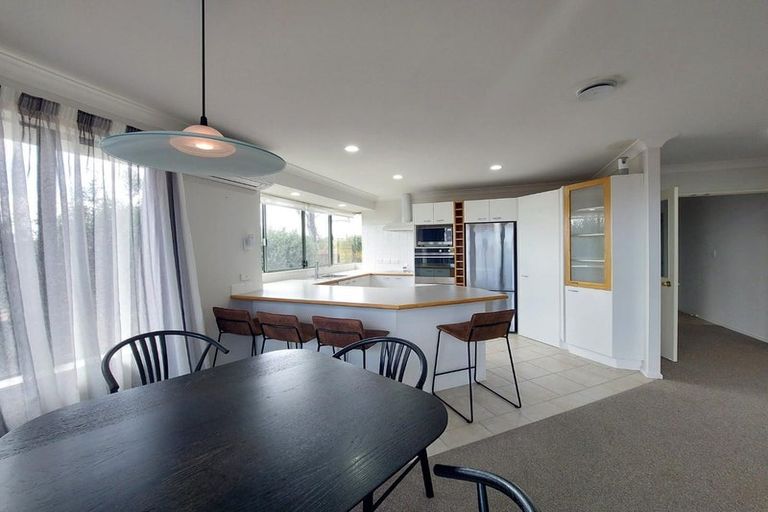 Photo of property in 4/57 Whitford Road, Botany Downs, Auckland, 2014