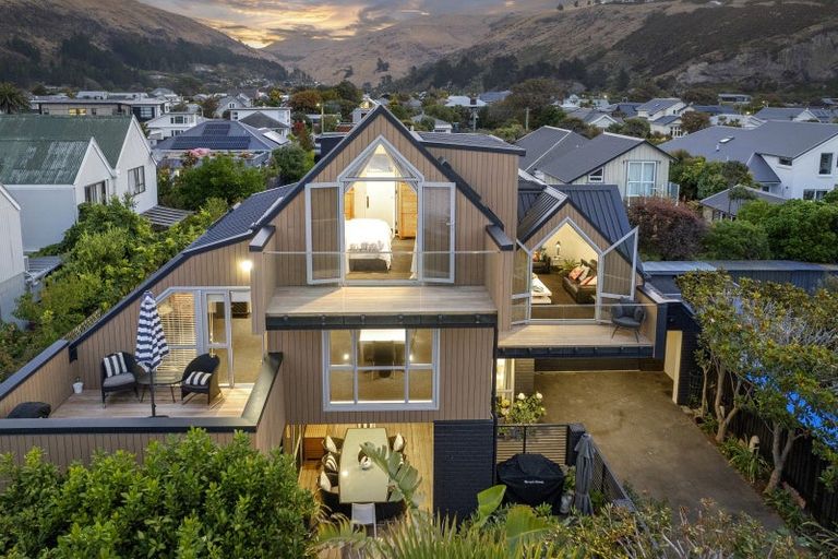 Photo of property in 102a Esplanade, Sumner, Christchurch, 8081