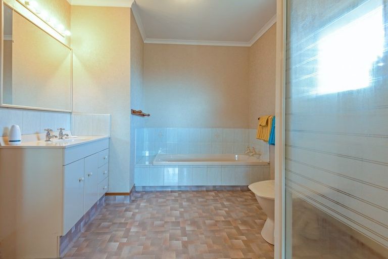 Photo of property in 571a Church Street, Terrace End, Palmerston North, 4410