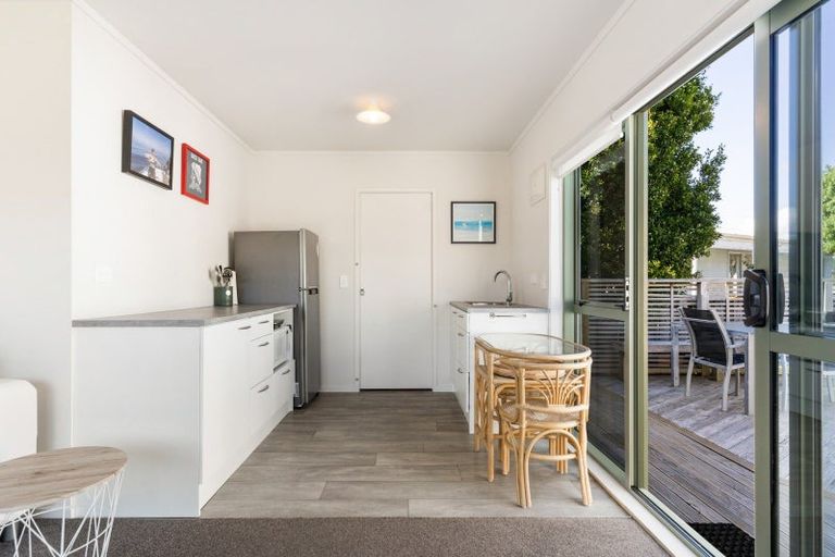 Photo of property in 135 Mayfair Avenue, Whangamata, 3620