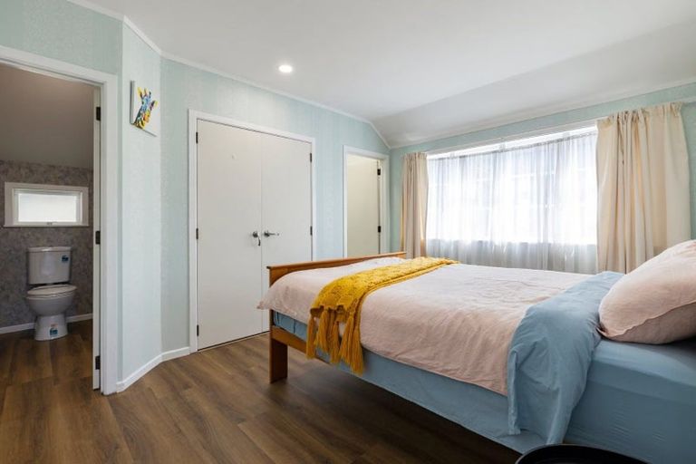 Photo of property in 52 Grosvenor Street, Cambridge, 3434