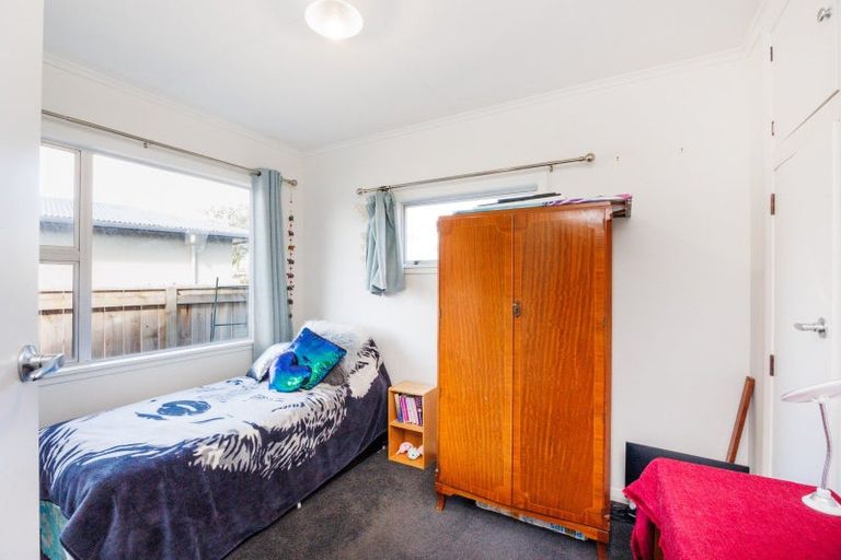 Photo of property in 24 Leeds Street, Milson, Palmerston North, 4414