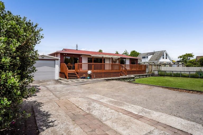 Photo of property in 5 Titoki Place, Inglewood, 4330