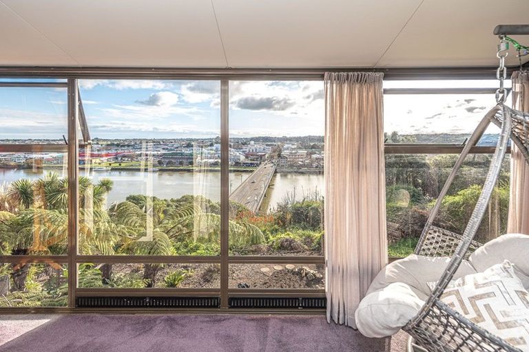 Photo of property in 34 Hipango Terrace, Durie Hill, Whanganui, 4500