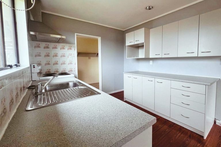 Photo of property in 207 Staithes Drive South, Whitby, Porirua, 5024