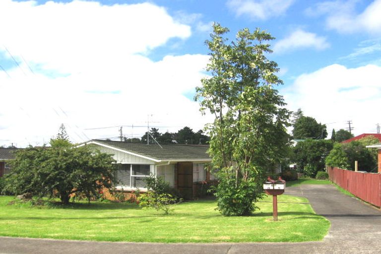 Photo of property in 2/18 Harwood Road, Mount Wellington, Auckland, 1060