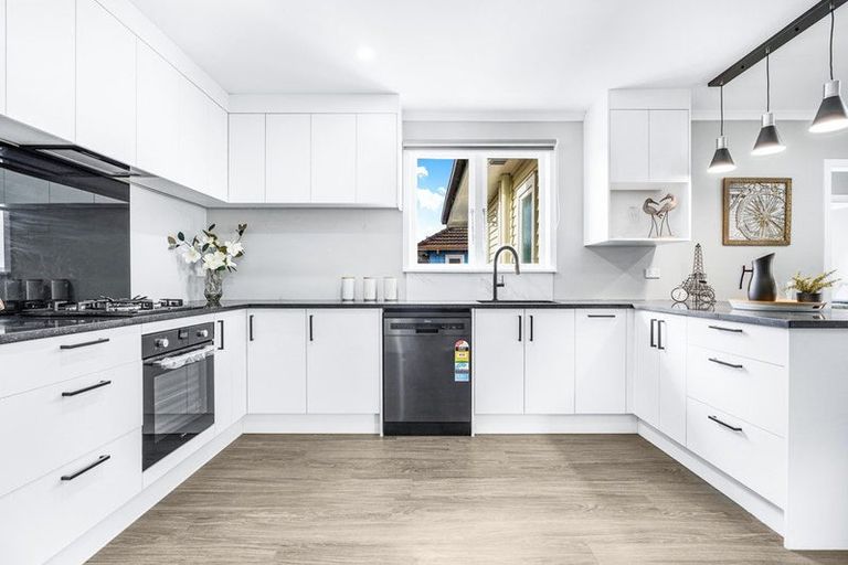 Photo of property in 33a Normandy Avenue, Melville, Hamilton, 3206