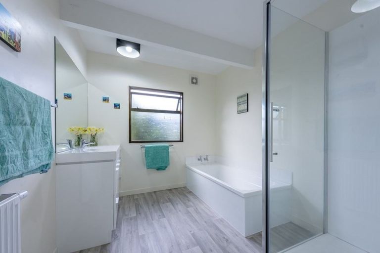 Photo of property in 2/12 Patmos Place, Mount Pleasant, Christchurch, 8081