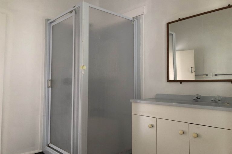 Photo of property in 8 Hastings Road, Mairangi Bay, Auckland, 0630