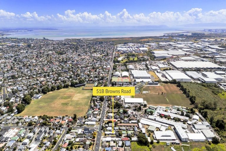 Photo of property in 2/51a Browns Road, Manurewa, Auckland, 2102