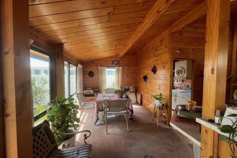 Photo of property in 2/27 Motuora Road, Manly, Whangaparaoa, 0930