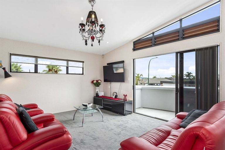 Photo of property in 5 Calypso Drive, Papamoa Beach, Papamoa, 3118