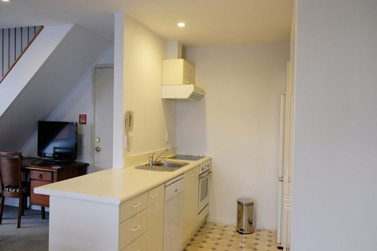 Photo of property in 4/69 Carlton Mill Road, Merivale, Christchurch, 8014