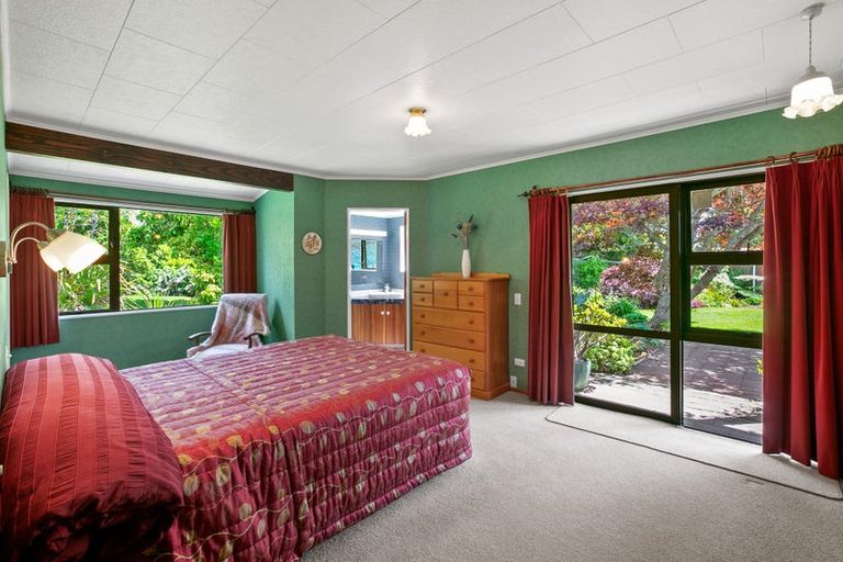 Photo of property in 44 Ridgewood Drive, Ridgewood, New Plymouth, 4371