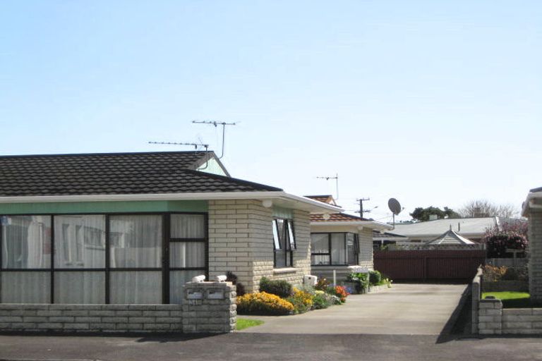 Photo of property in 34 Tukapa Street, Westown, New Plymouth, 4310