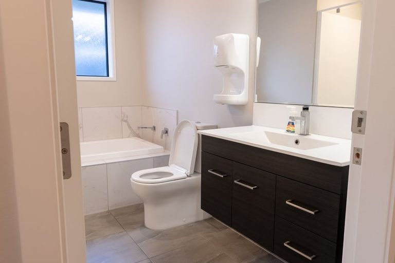 Photo of property in 1 Monarch Drive, Ashhurst, 4810