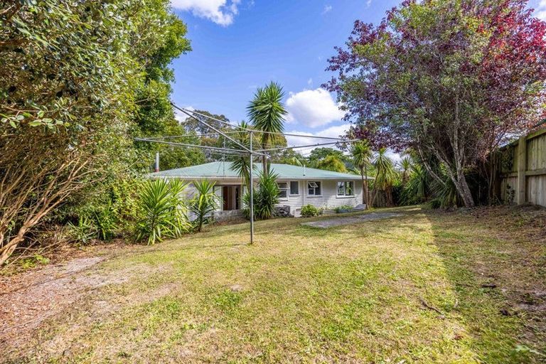 Photo of property in 546 Whangaparaoa Road, Stanmore Bay, Whangaparaoa, 0932
