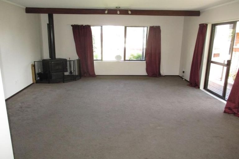 Photo of property in 5 Saint James Court, Paraparaumu, 5032