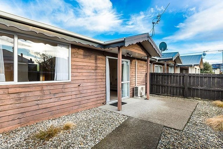 Photo of property in 3/205 Oxford Street, South Dunedin, Dunedin, 9012