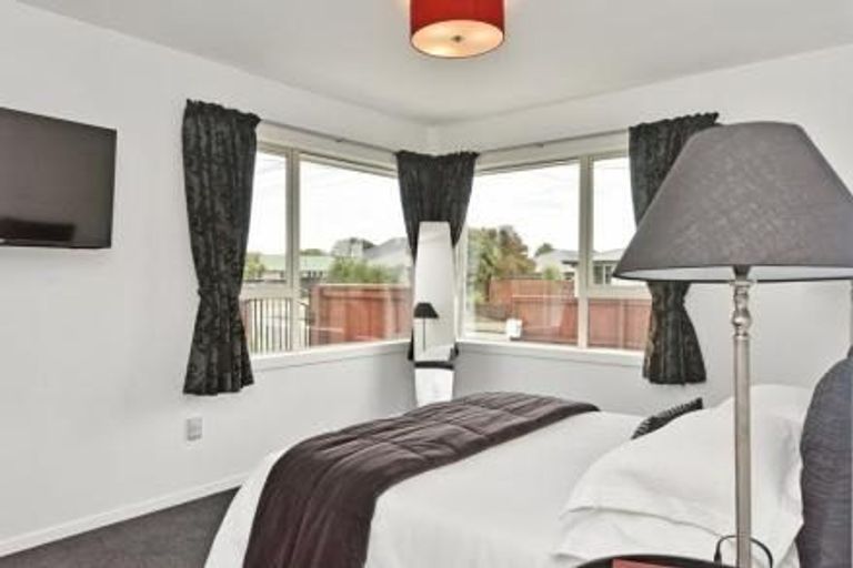 Photo of property in 1/37 Santa Rosa Avenue, Halswell, Christchurch, 8025