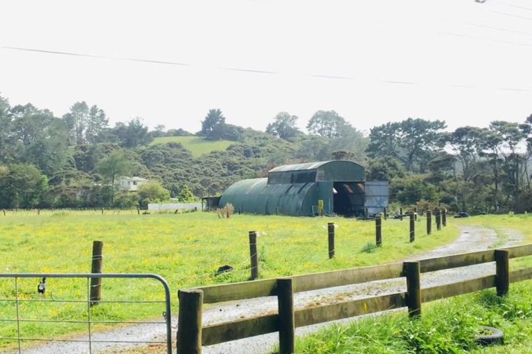 Photo of property in 1367 East Coast Road, Redvale, Albany, 0794