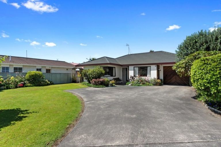 Photo of property in 98a Winchester Street, Levin, 5510
