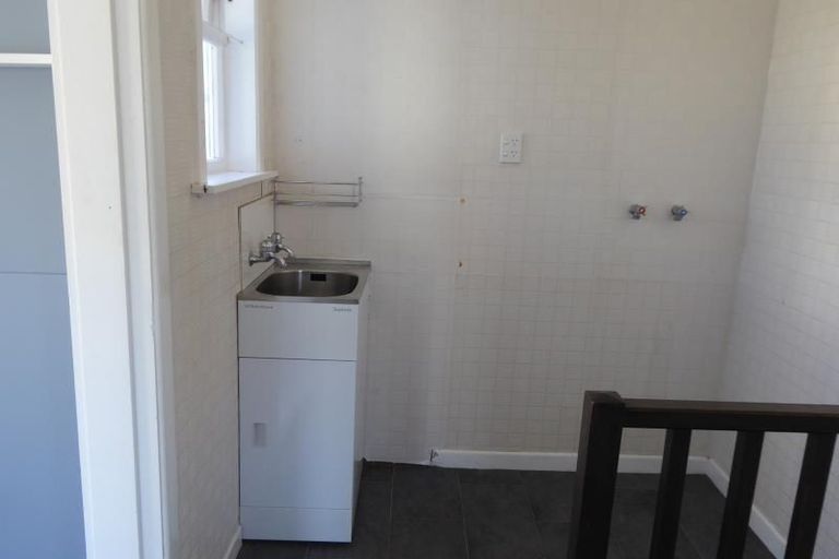 Photo of property in 9 Camrose Grove, Kingston, Wellington, 6021