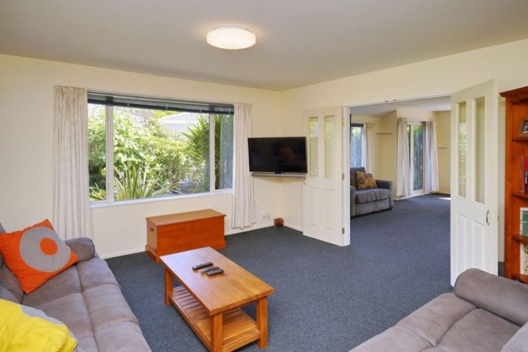 Photo of property in 6 Adelaide Street, Kirwee, Darfield, 7571