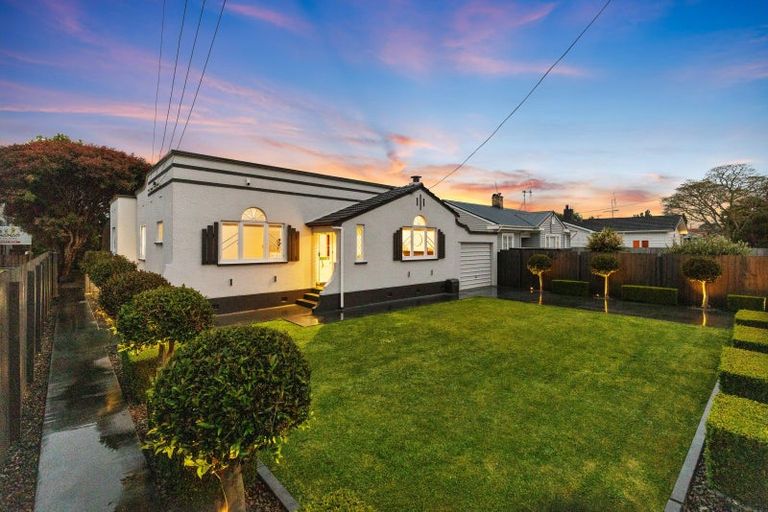 Photo of property in 80 Rimu Street, Maeroa, Hamilton, 3200