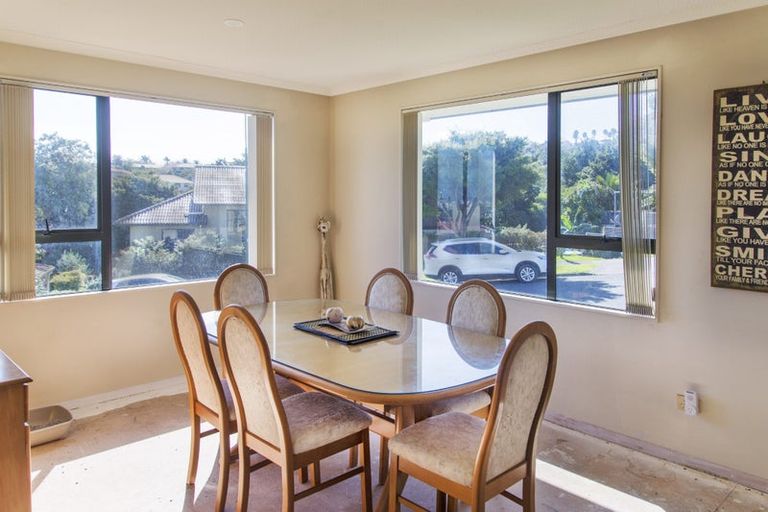 Photo of property in 23 The Enclave, Totara Heights, Auckland, 2105