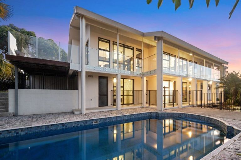 Photo of property in 24 Half Moon Rise, Half Moon Bay, Auckland, 2012