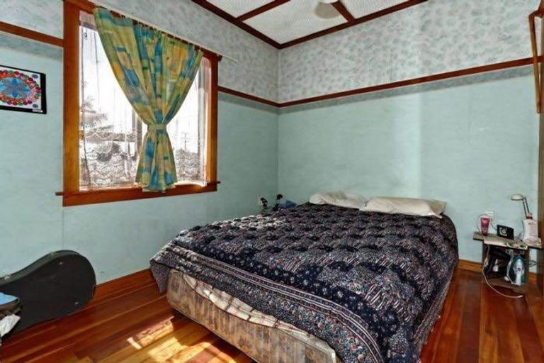 Photo of property in 25 Busby Street, Blockhouse Bay, Auckland, 0600