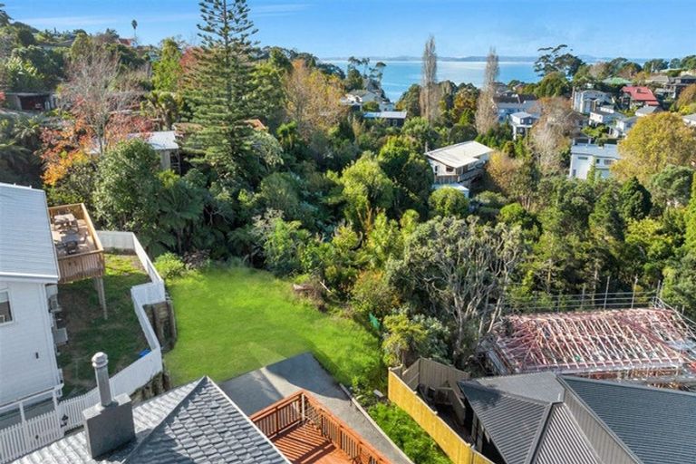 Photo of property in 38a Colmar Road, Mellons Bay, Auckland, 2014