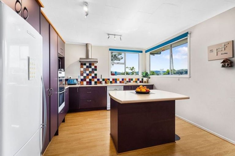 Photo of property in 45 Discovery Drive, Whitby, Porirua, 5024