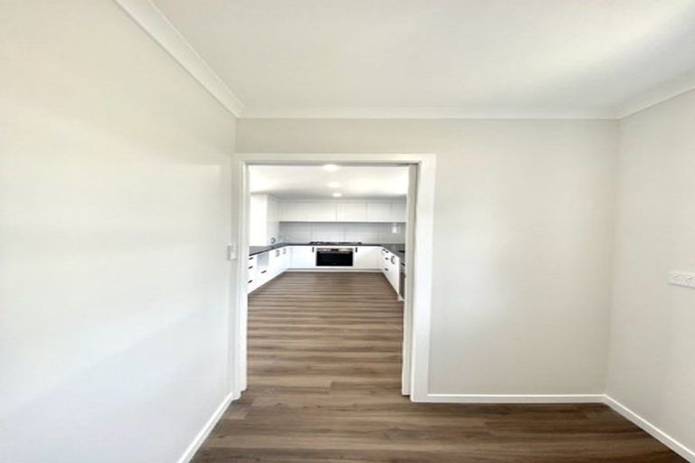 Photo of property in 29 Cynisca Crescent, Wallaceville, Upper Hutt, 5018