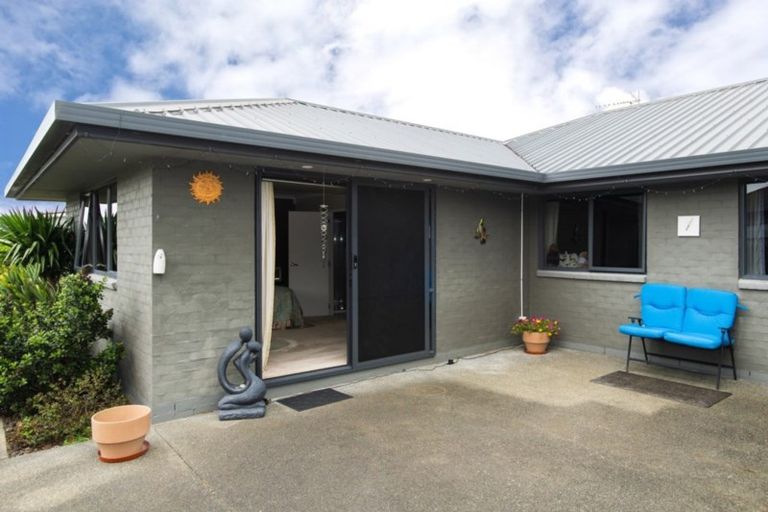 Photo of property in 348 Nelson Road, Riverdale, Gisborne, 4010