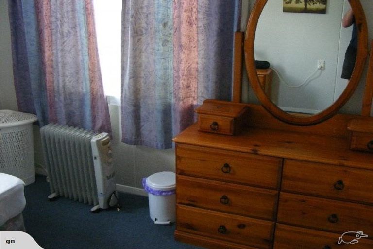 Photo of property in 19 Monowai Road, Johnsonville, Wellington, 6037