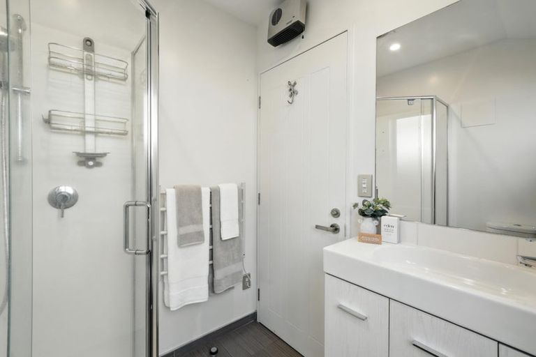 Photo of property in 183a Geraldine Street, Edgeware, Christchurch, 8013