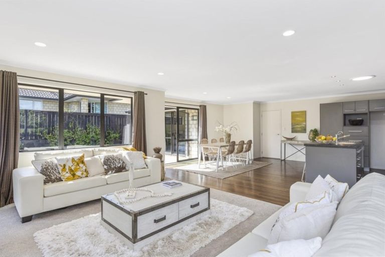 Photo of property in 15 Redhaven Place, Bethlehem, Tauranga, 3110