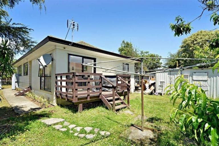 Photo of property in 2/190 Te Irirangi Drive, Flat Bush, Auckland, 2019