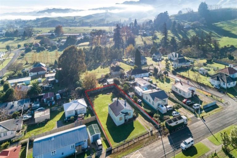 Photo of property in 4 Porritt Street, Paeroa, 3600
