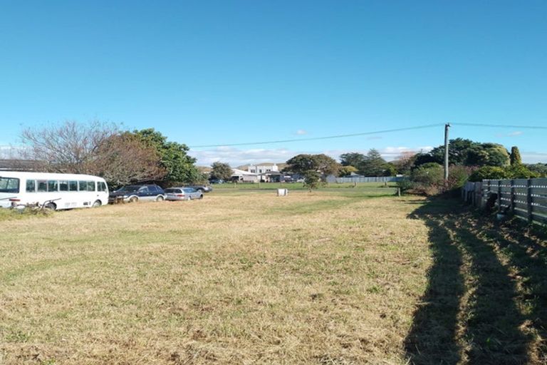 Photo of property in 12 Endeavour Street, Tolaga Bay, 4077