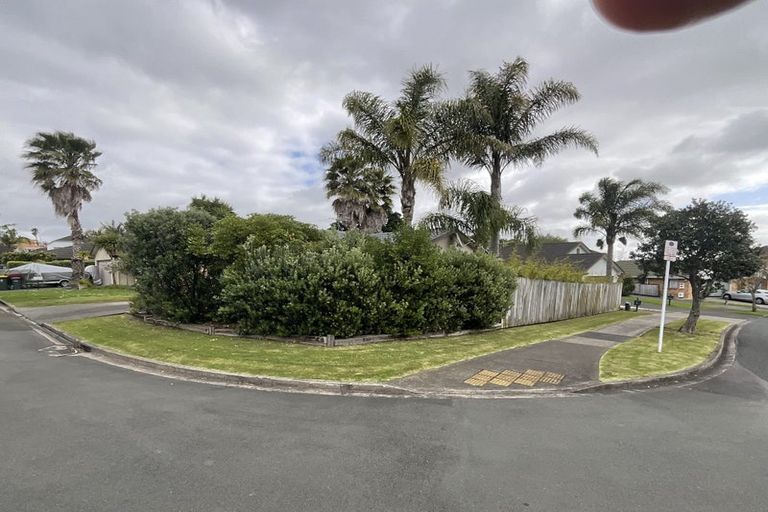 Photo of property in 1 Aviara Court, Northpark, Auckland, 2013